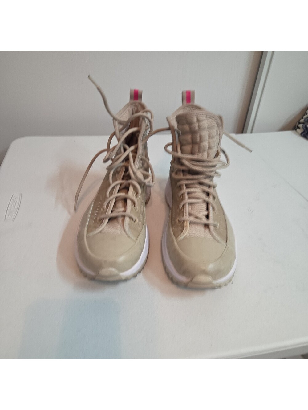unisex Converse Run Star Hike Platform Ivory size M7.5/W9